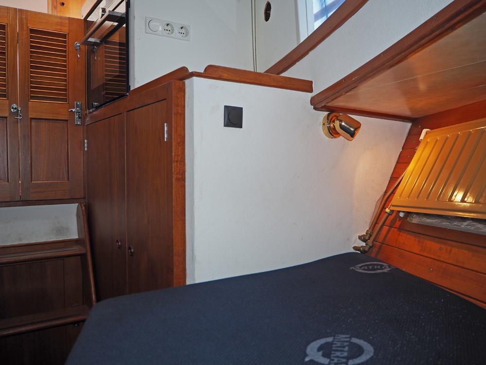 Cabin en avant, H&eacute;bergements